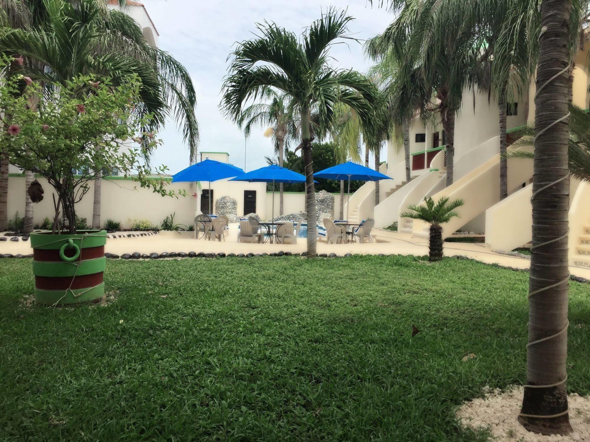 Villas Coco Resort - All Suites (Adults Only) Isla Mujeres Exterior foto
